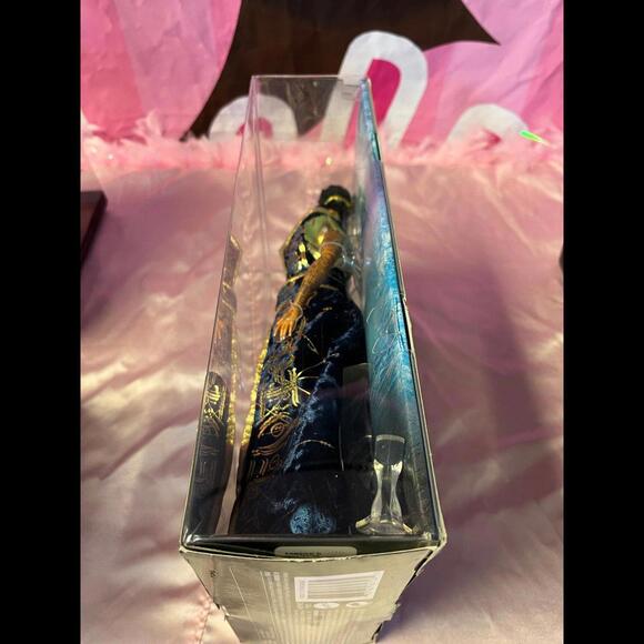 2017 a wrinkle in time Mrs.‎ who Barbie - Picture 6 of 8